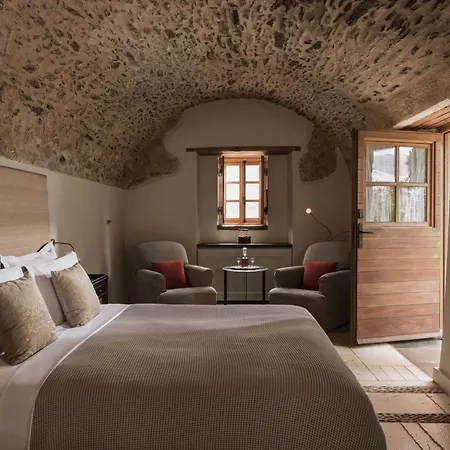 Kinsterna Monemvasia