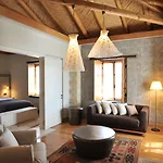 Hotel Kinsterna 5*