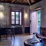 Kinsterna 5*