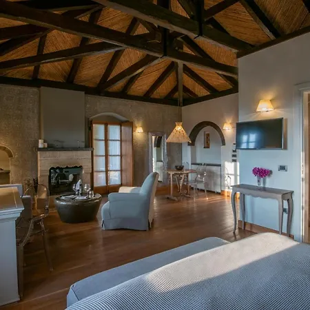 Kinsterna Hotel 5*