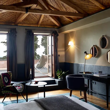 Kinsterna Hotel 5*