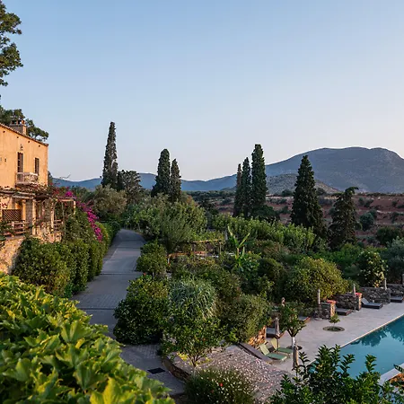 Kinsterna Отель Монемвазия