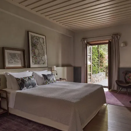 Отель Kinsterna Монемвазия