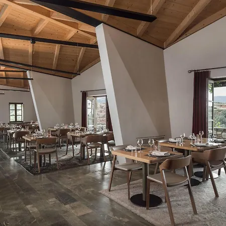 Отель Kinsterna Монемвазия