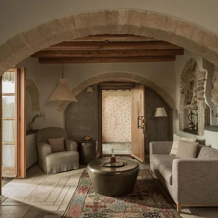 Kinsterna Monemvasia