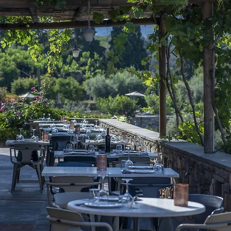 Hotel Kinsterna 5*