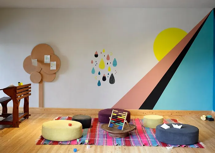 Kinsterna 5* モネンバシア