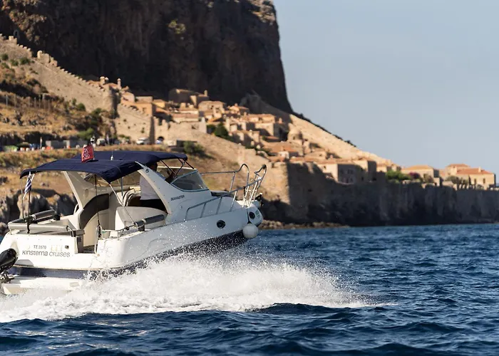 Kinsterna 5* モネンバシア